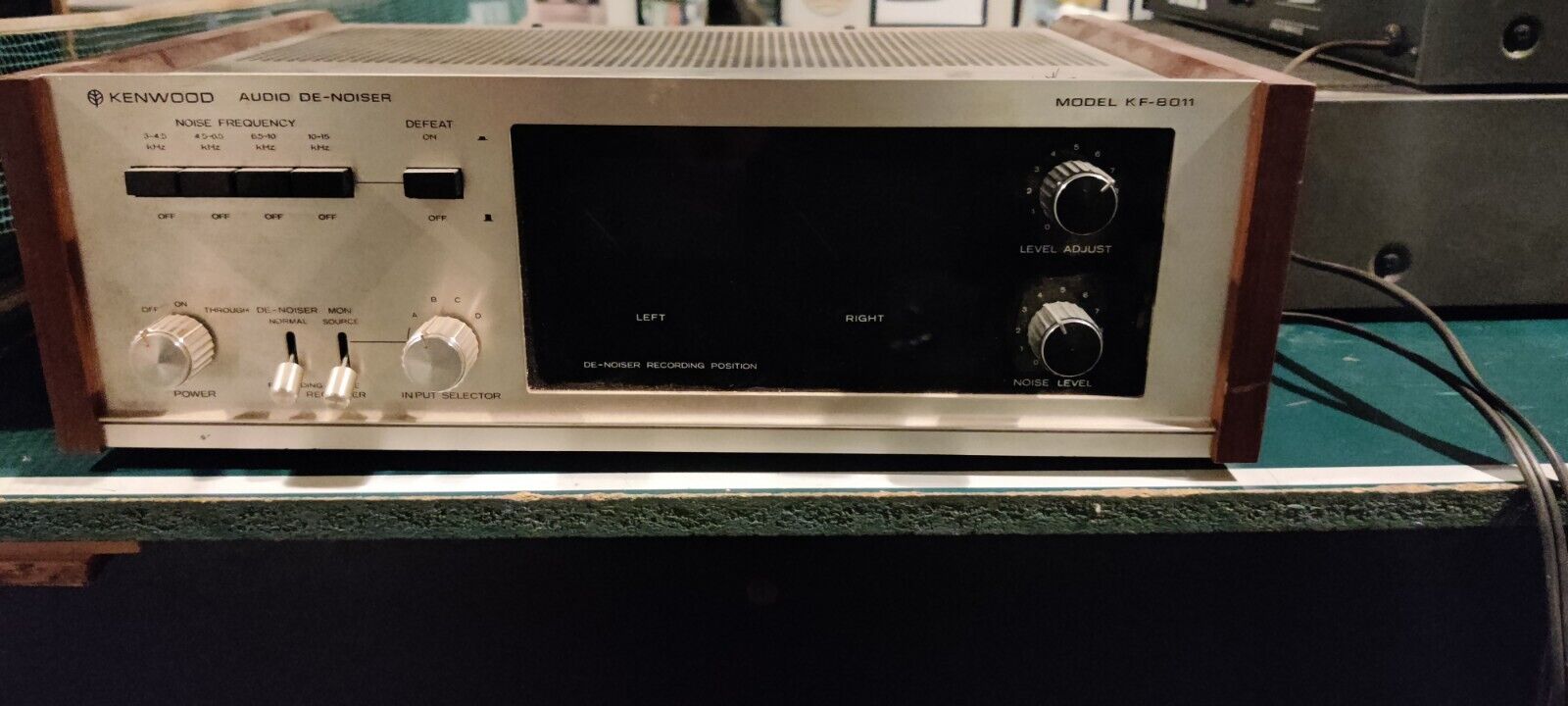 Kenwood Audio De-noiser.  Model. Kf-8011