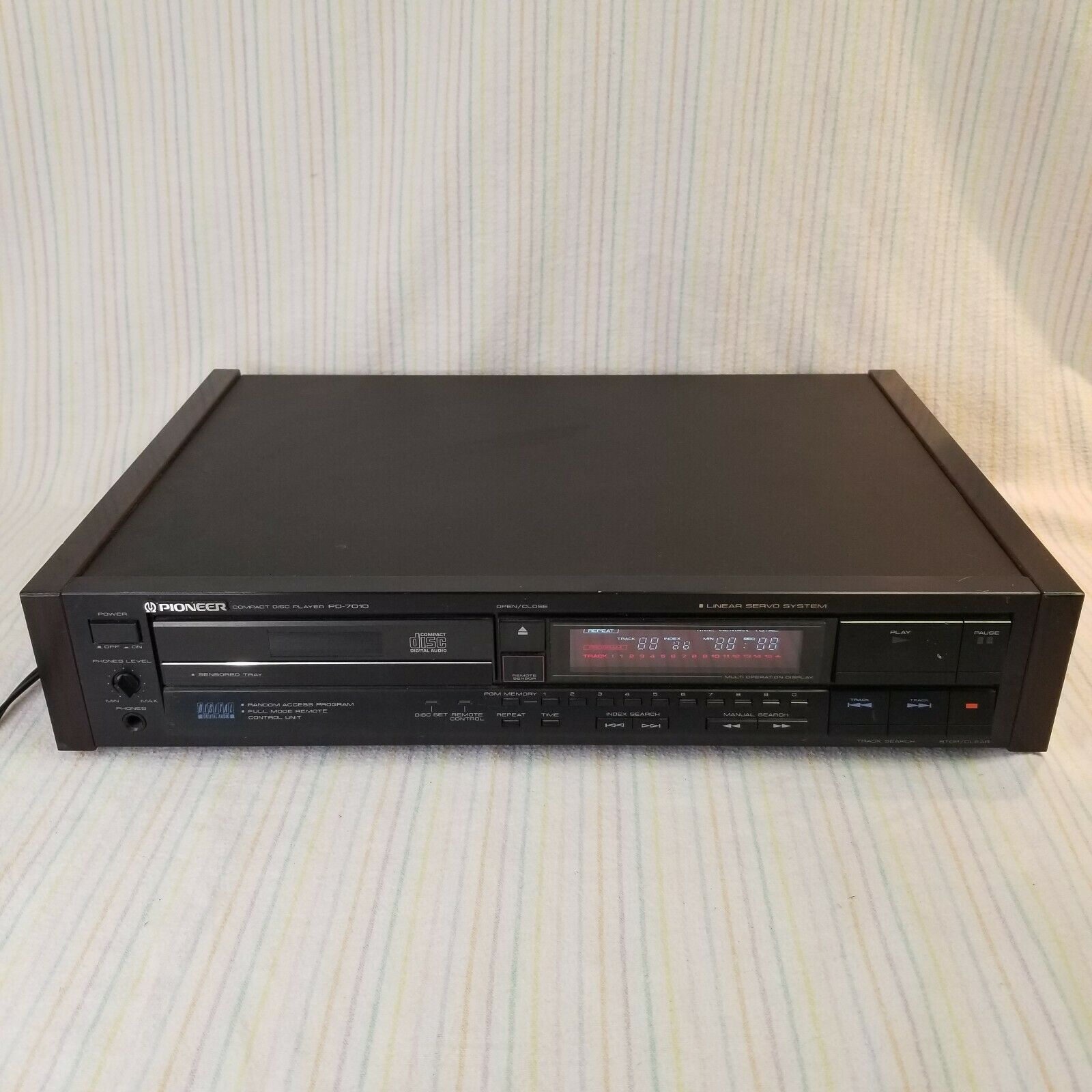 Parts/repair 1980s Pioneer Single Compact Disc Cd Player Pd-7010 Mahogany Sides