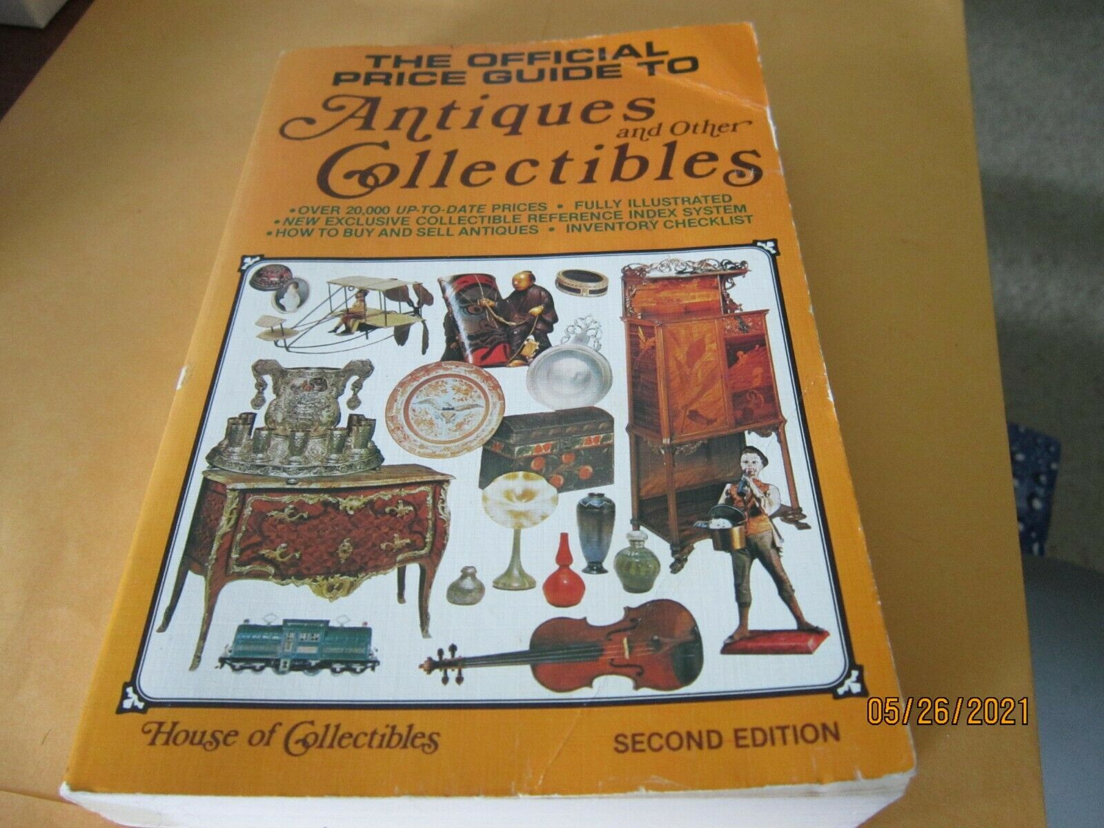 Offical Price Guide Antiques & Collectibles 2nd Ed Book Illustrated Mcfarland